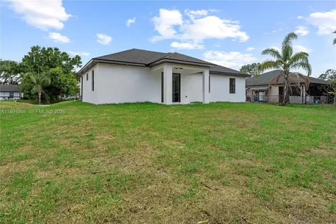 1113 Enrique Street E Lehigh Acres FL 33974