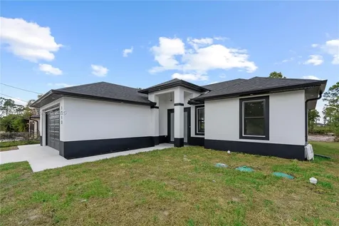 1113 Enrique Street E Lehigh Acres FL 33974