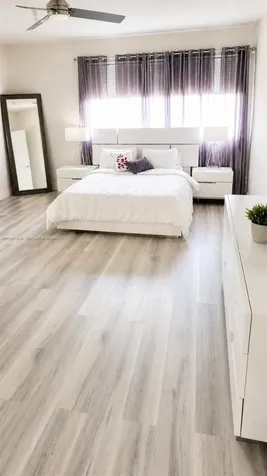 15615 SW 42nd Terrace Miami FL 33185