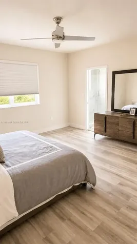15615 SW 42nd Terrace Miami FL 33185