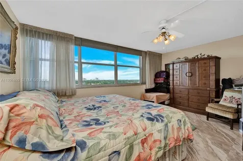 1400 S Ocean Drive Hollywood FL 33019