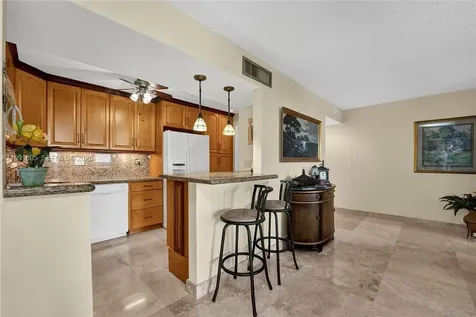 1400 S Ocean Drive Hollywood FL 33019