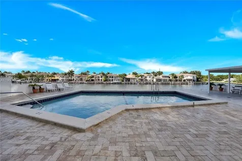 1400 S Ocean Drive Hollywood FL 33019