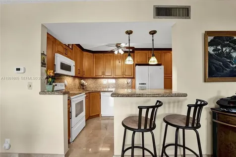 1400 S Ocean Drive Hollywood FL 33019