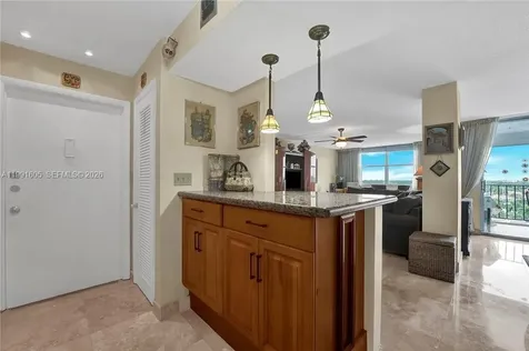 1400 S Ocean Drive Hollywood FL 33019