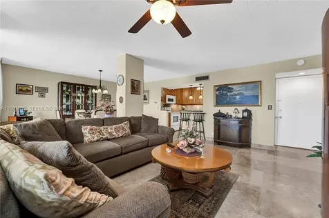 1400 S Ocean Drive Hollywood FL 33019