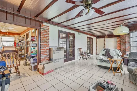 272 W 46th Street Hialeah FL 33012