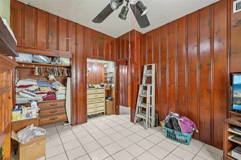 272 W 46th Street Hialeah FL 33012