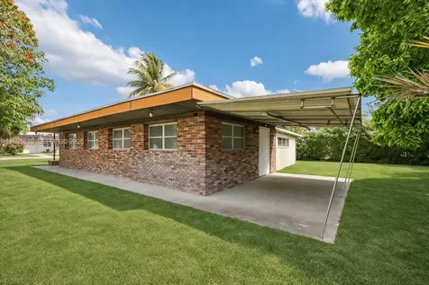 272 W 46th Street Hialeah FL 33012