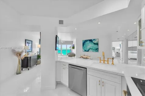 6767 Collins Avenue Miami Beach FL 33141