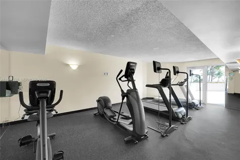 6767 Collins Avenue Miami Beach FL 33141