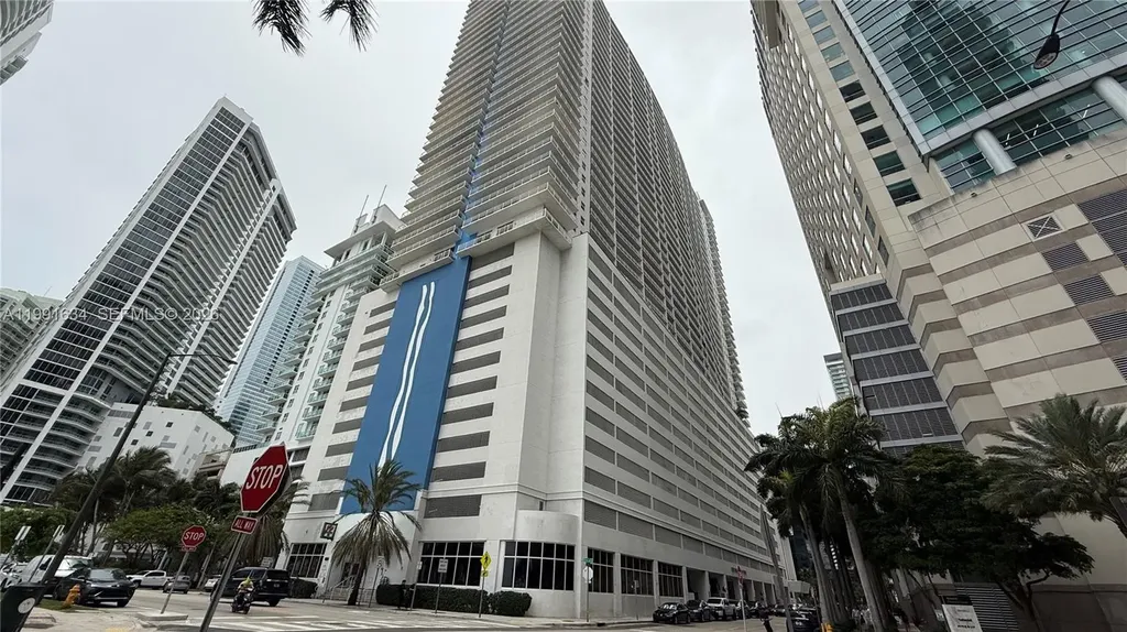 1200 Brickell Bay Drive Miami FL 33131