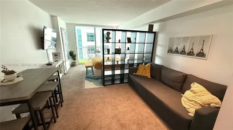 1200 Brickell Bay Drive Miami FL 33131