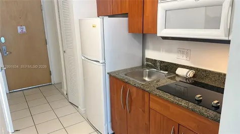 1200 Brickell Bay Drive Miami FL 33131