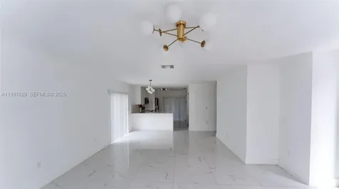 22226 SW 98th Place Cutler Bay FL 33190
