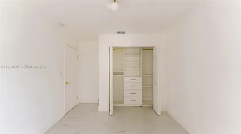 22226 SW 98th Place Cutler Bay FL 33190