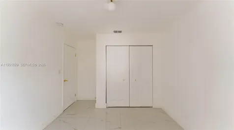 22226 SW 98th Place Cutler Bay FL 33190