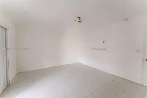 22226 SW 98th Place Cutler Bay FL 33190