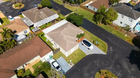 22226 SW 98th Place Cutler Bay FL 33190