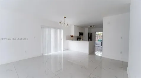 22226 SW 98th Place Cutler Bay FL 33190