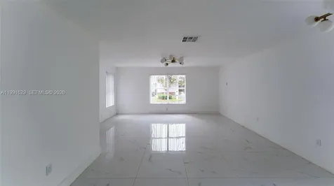 22226 SW 98th Place Cutler Bay FL 33190