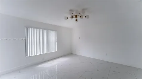 22226 SW 98th Place Cutler Bay FL 33190