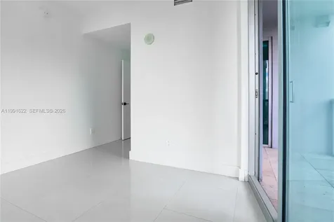 888 Biscayne Boulevard Miami FL 33132
