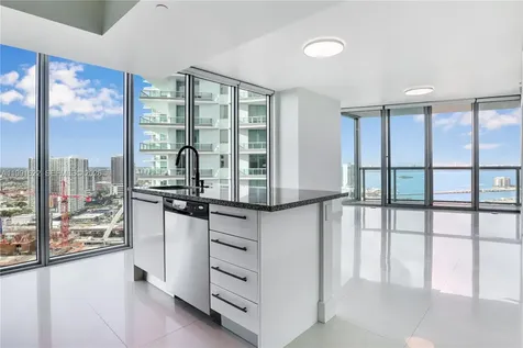 888 Biscayne Boulevard Miami FL 33132