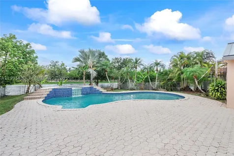 15092 SW 13th Place Sunrise FL 33326