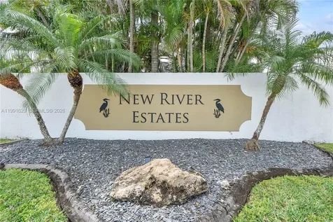15092 SW 13th Place Sunrise FL 33326