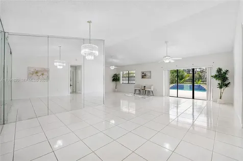 15092 SW 13th Place Sunrise FL 33326