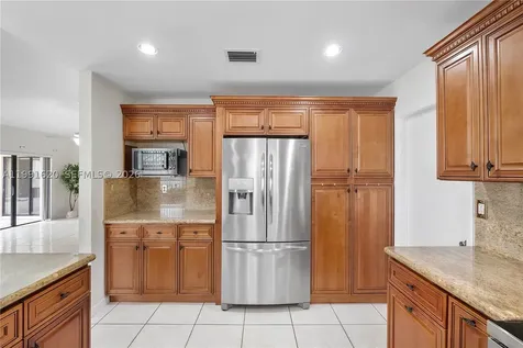 15092 SW 13th Place Sunrise FL 33326