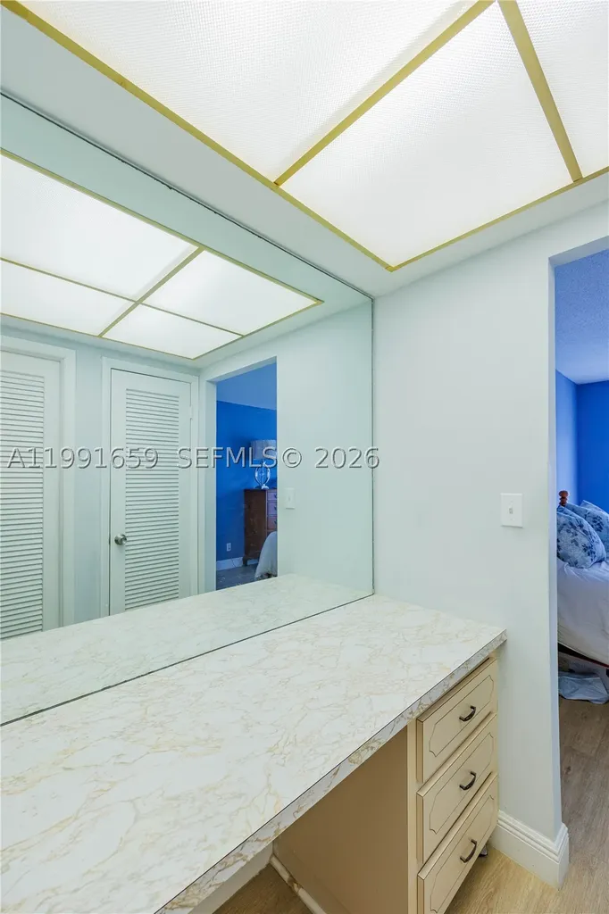 2300 Park Lane Hollywood FL 33021