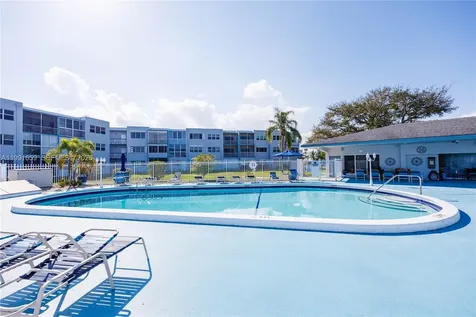 2300 Park Lane Hollywood FL 33021