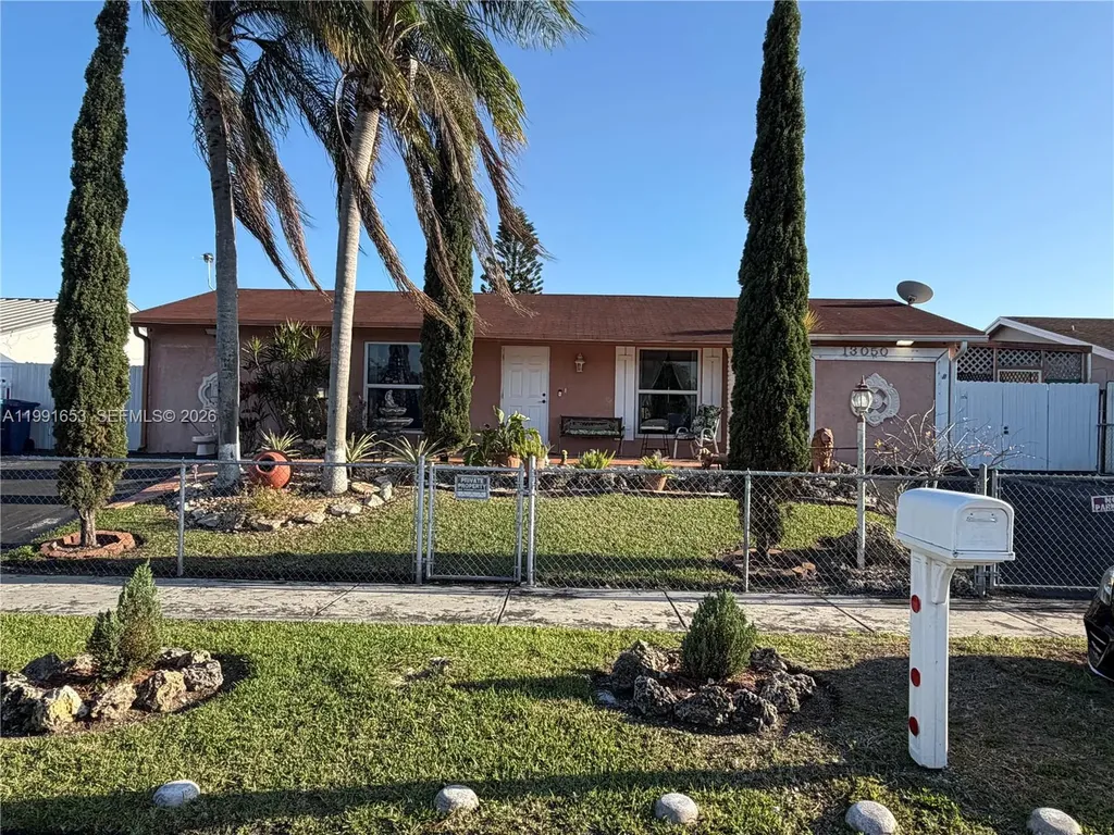 13050 SW 261st Terrace Homestead FL 33032