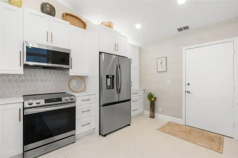 15465 Lake Magnolia Place Delray Beach FL 33484