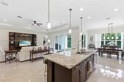 10460 Ranchette Drive Cooper City FL 33328