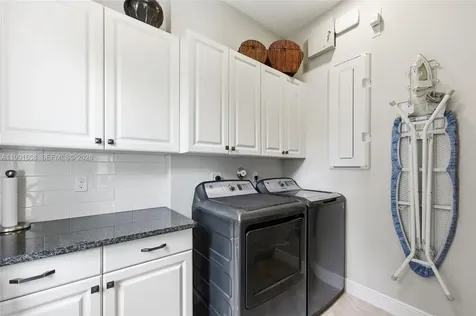 10460 Ranchette Drive Cooper City FL 33328