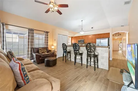 12556 NW 10th Place Sunrise FL 33323
