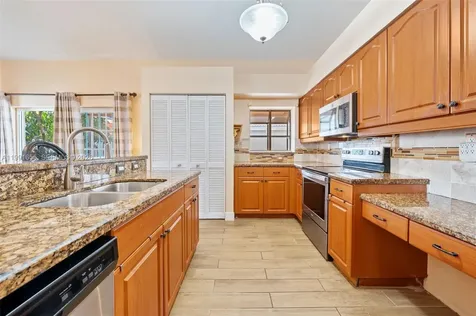12556 NW 10th Place Sunrise FL 33323