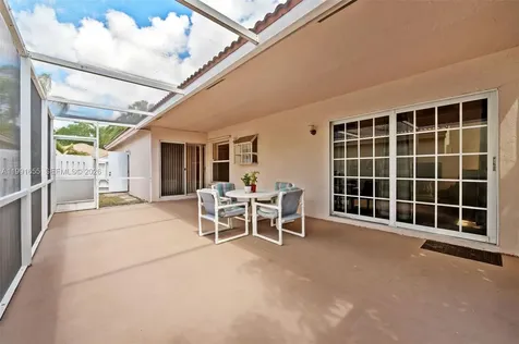 12556 NW 10th Place Sunrise FL 33323