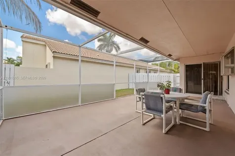 12556 NW 10th Place Sunrise FL 33323