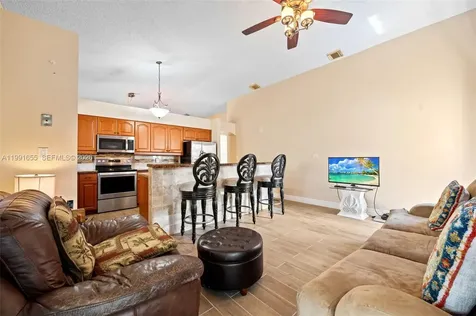 12556 NW 10th Place Sunrise FL 33323