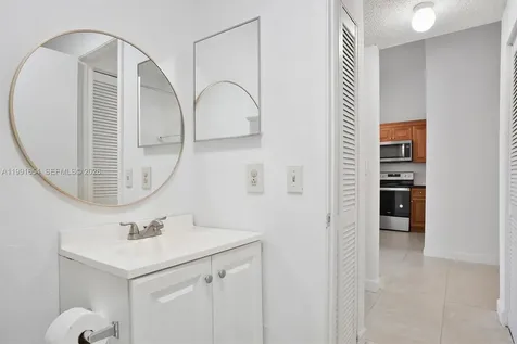 6723 NW 188th Terrace Hialeah FL 33015
