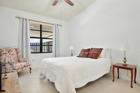 6723 NW 188th Terrace Hialeah FL 33015