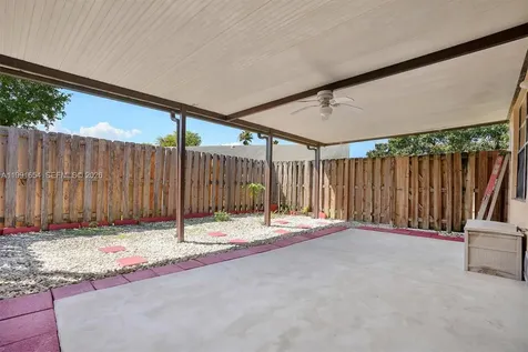 6723 NW 188th Terrace Hialeah FL 33015
