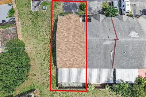 6723 NW 188th Terrace Hialeah FL 33015