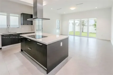 8250 NW 33rd Terrace Doral FL 33122