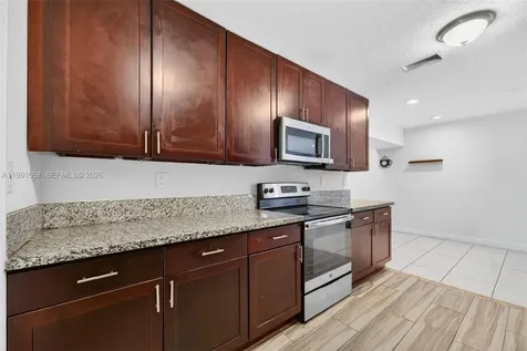 4200 NE 4th Avenue Deerfield Beach FL 33064