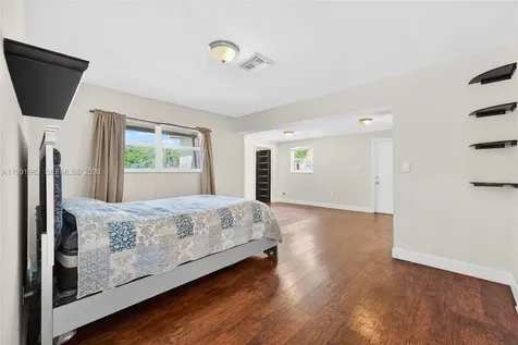 4200 NE 4th Avenue Deerfield Beach FL 33064